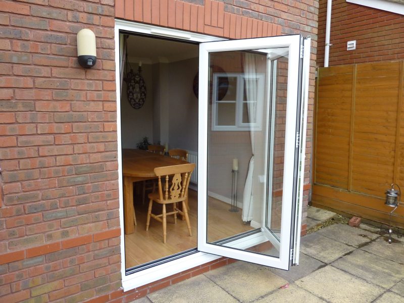 Yate bifold doors