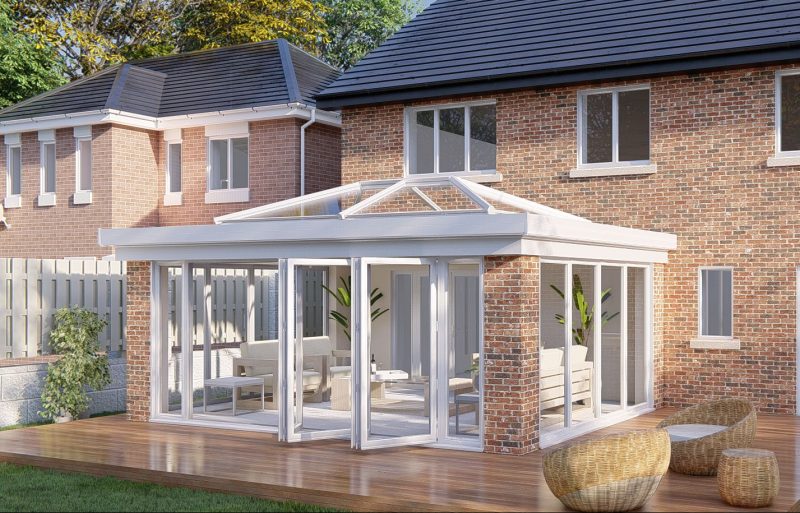 Slim pillars lantern roof bifold door