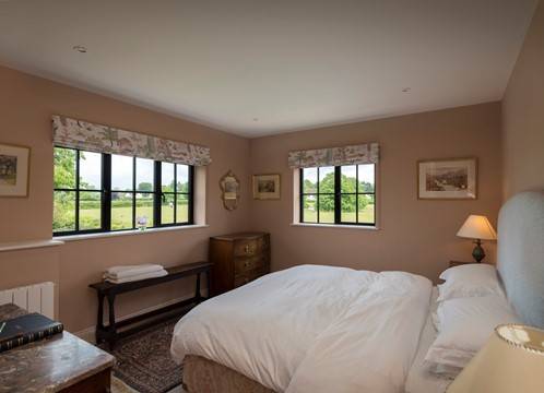 Customisation And Variety In Our Aluminum Window Offerings In Alveston